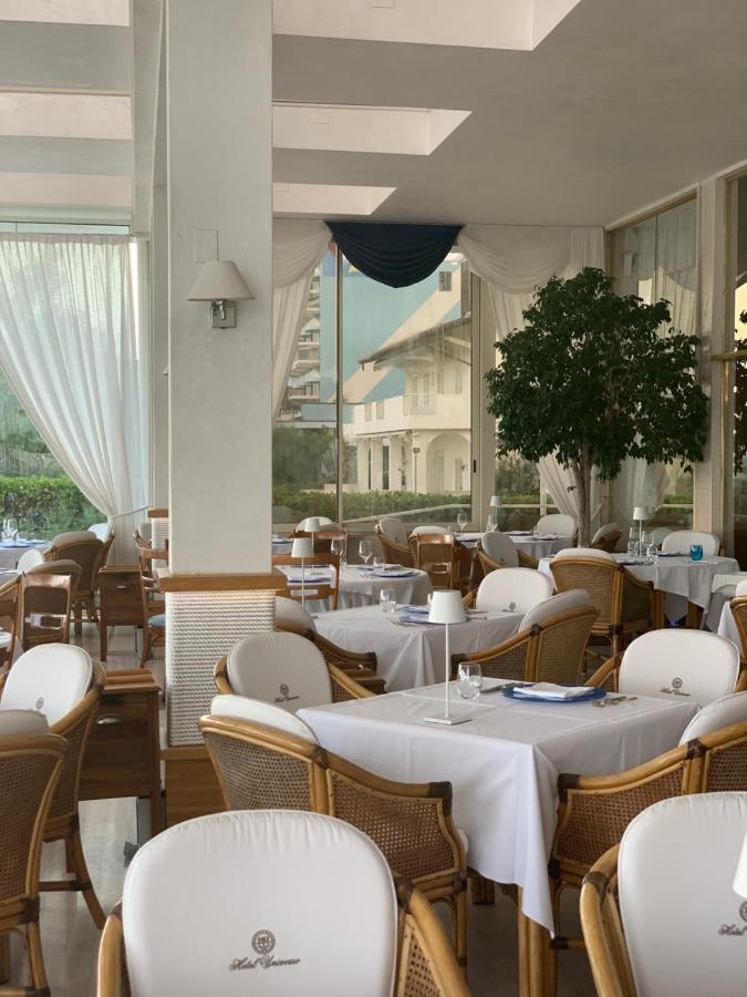 Hotel Universo Lido di Jesolo Exterior foto