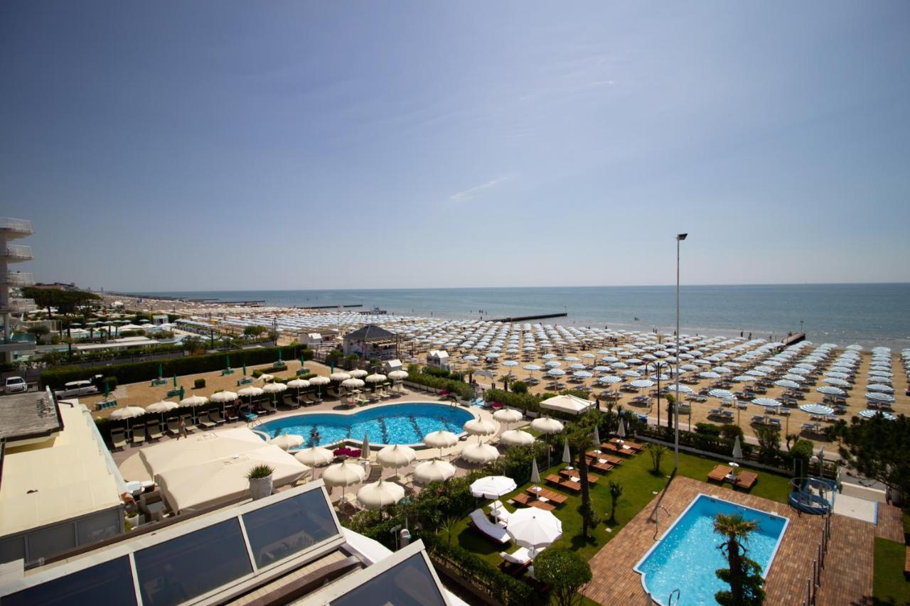Hotel Universo Lido di Jesolo Exterior foto